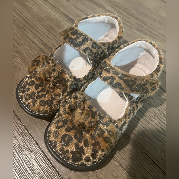 Jack & Lily Leopard Shoes - Picture 1 of 2